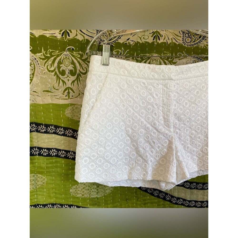 NWT Diane von Furstenburg White Fabiola Eyelet Cotton Country Club Shorts 10 - Picture 4 of 16